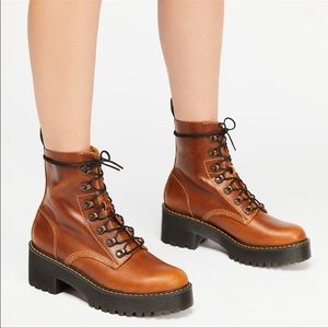 Dr.Martens Leona Platform Ankle Boots